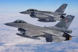 Không quân Ba Lan gặp "khủng hoảng", muốn thay F-16 bằng F-35 tối tân 