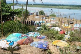 Con đường tranh thuyền thúng độc đáo được xác nhận kỷ lục