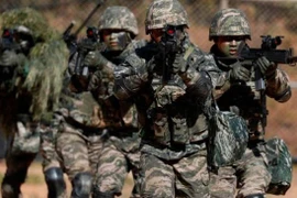 Nạn lạm dụng và ngược đãi người đồng tính trong quân đội Hàn