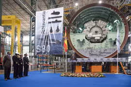 Vì sao tàu ngầm tỷ USD của Tây Ban Nha chỉ có thể lặn không thể nổi