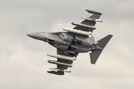 Lần đầu tiên trong lịch sử, Nga trình diễn Yak-130 ở Malaysia