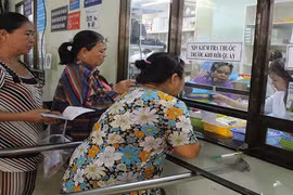 Bệnh viện tự chủ tài chính... nửa vời