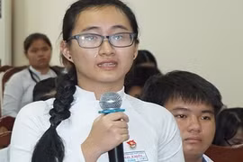 Cô giáo “quyền lực” không giảng bài: Cần loại những giáo viên “cá biệt” khỏi ngành