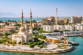 Nhiều người chi hàng trăm triệu đặt tour nước ngoài dịp nghỉ lễ