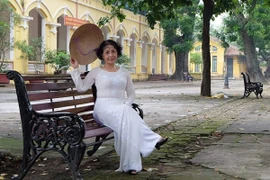 Thân thế kín tiếng của mẹ ruột Chi Pu