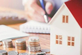 Đang loay hoay tiết kiệm, tôi lặng nhìn đồng nghiệp mua nhà tiền tỉ