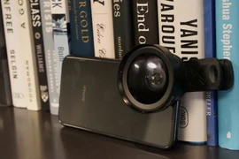 10 phụ kiện kỳ lạ nhưng hữu ích cho iPhone