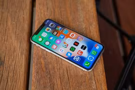 Những smartphone tràn viền tại Việt Nam