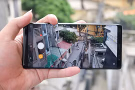 Mở hộp Galaxy Note 8, đối thủ số 1 của iPhone X