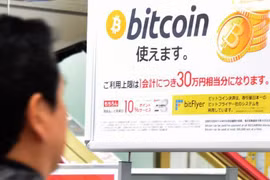 Game thủ méo mặt vì dân đào tiền ảo