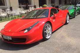 Dân chơi Sài Gòn mang siêu xe tiền tỷ "tắm nắng" cuối tuần