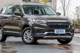 "Xế hộp Tàu" Zotye T500 siêu rẻ chỉ từ 284 triệu đồng