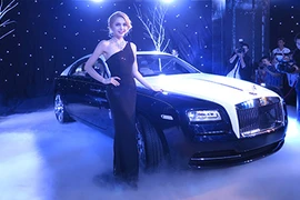 Rolls-Royce Wraith giá 35 tỷ đầu tiên về Việt Nam năm 2017