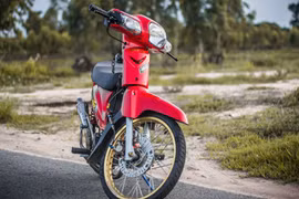 Honda Super Cub độ "đồ chơi" cực xịn tại Thái Lan
