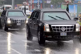 Cadillac One của Tổng thống Trump lăn bánh tại Đà Nẵng