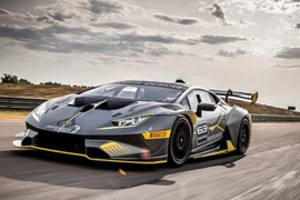 Lamborghini ra mắt Huracan Super Trofeo EVO siêu khủng 
