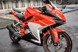 Xem dân chơi độ môtô Yamaha FZ150i thành Honda CBR250RR 