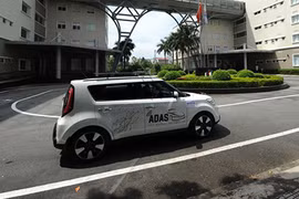 “Soi” ôtô tự lái made in Viet Nam giá 700 triệu đồng