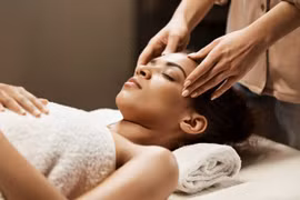 Phụ nữ tránh để người khác động chạm vào những vị trí nhạy cảm ảnh hưởng sức khoẻ