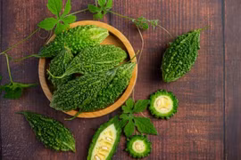 Mướp đắng có lợi cho sức khỏe, nhưng ăn nhiều ảnh hưởng dạ dày và xương