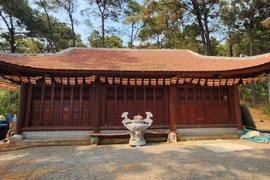 Công trình không phép khu di tích quốc gia chùa Lôi Âm nhìn như nào?