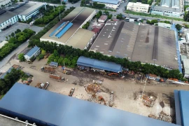 Công ty TNHH Thép Hòa Phát Hưng Yên cơi nới xe chở phế liệu