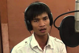 Lệ Rơi từng phải bán nhà trả nợ, bỏ showbiz về quê làm công nhân giờ ra sao?