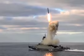 Nga muốn trang bị thêm ít nhất một dàn siêu hộ tống hạm Karakurt!