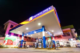 Xăng dầu bất ổn gây áp lực lên lợi nhuận Petrolimex và PV Oil 