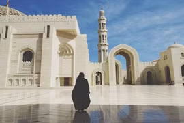 Kỳ nghỉ xa xỉ và những điều bí ẩn ở vương quốc Oman