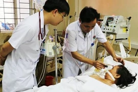 Một phụ nữ nguy kịch do ngộ độc rượu Methanol