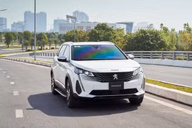 Người mua xe Peugeot được giảm giá tới 110 triệu đồng