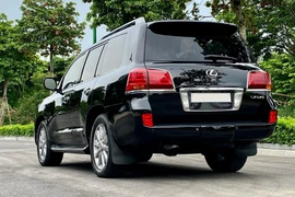  "Chuyên cơ mặt đất"-Lexus LX570 2010 chạy 14 năm vẫn có giá bán hơn 1,6 tỷ