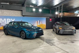 Chi tiết Toyota Camry 2025 thế hệ thứ 9 