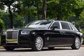 Rolls-Royce Phantom VIII rao bán 63,5 tỷ đồng tại Hà Nội có gì khác biệt?