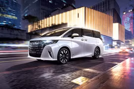 Ra mắt Toyota Alphard 2025 bản tiết kiệm nhiên liệu
