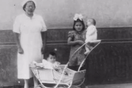 Choáng váng “bà mẹ nhí” trẻ nhất thế giới sinh con khi mới 5 tuổi