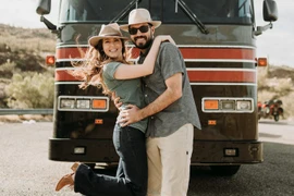 Bên trong ngôi nhà xe buýt chỉ 85.000 USD