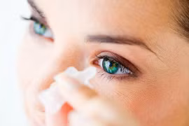 Những sai lầm khi dùng thuốc nhỏ mắt nhiều người thường gặp phải 