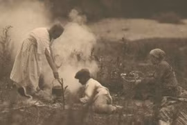 Kinh ngạc cuộc sống người dân Liên Xô 100 năm trước 