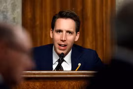 Biết gì về Thượng nghị sĩ tuyên bố thách thức kết quả bầu cử Mỹ?