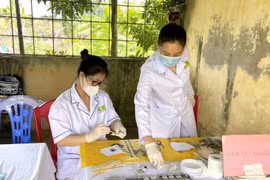 Hơn 50 dân một xã nhiễm sán lá gan nhỏ do hay ăn hải sản sống