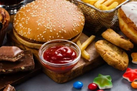 Lưu ý những loại thực phẩm có thể phá hủy hệ miễn dịch