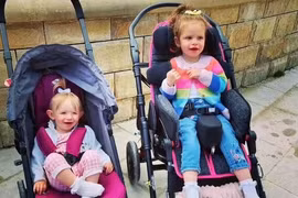 Bé gái mắc bệnh hiếm được cứu bằng thuốc đắt nhất thế giới