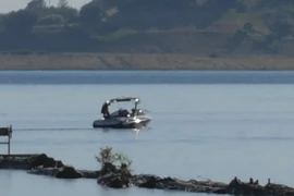 Sống sót kỳ diệu sau gần 2 tháng trôi dạt giữa biển