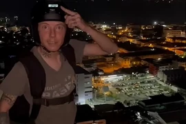 Lén lên tầng 29 nhảy dù, vận động viên chết thảm vì...