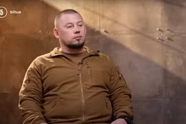 Quan chức Ukraine đề xuất phụ nữ nhập ngũ