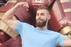 Chân dung người hùng tóm gọn tên cướp có súng trong cửa hàng