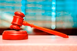 Cảnh sát trưởng lĩnh án tử vì bắn chết người biểu tình