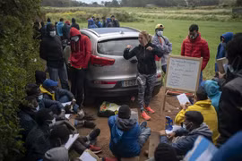 Chân thực cuộc sống mắc kẹt tại quần đảo Canary của người di cư